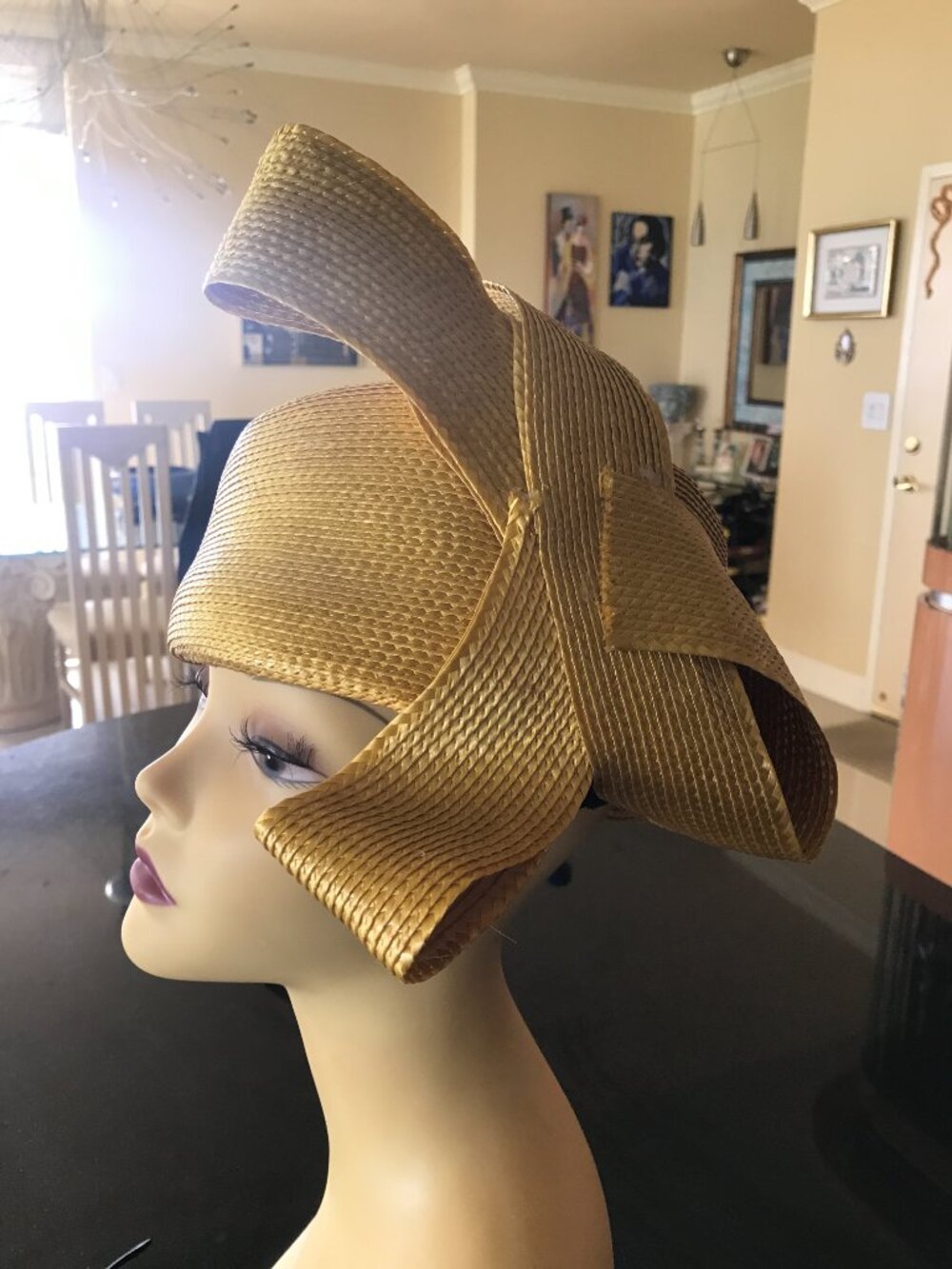 Women Hat. Unique Vintage style. From collectuion of "Aelita, queen of cabaret".